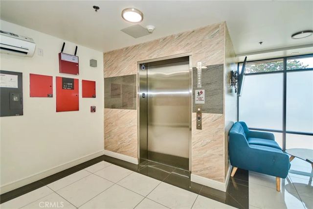820 S Wilton 304, Los Angeles, CA 90005