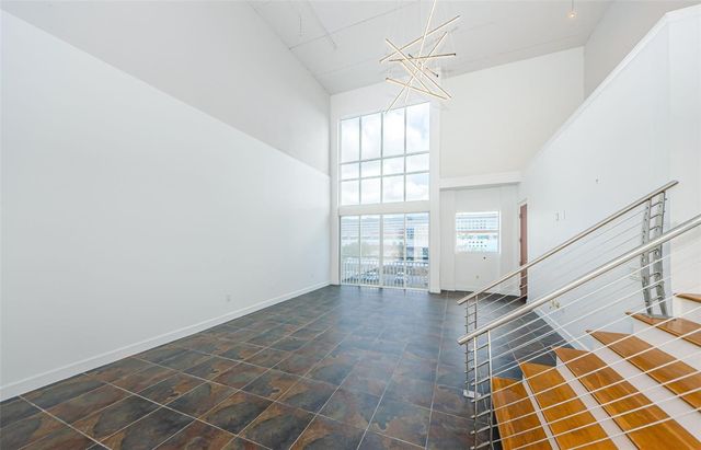 1002 CHANNELSIDE DRIVE 3C, Tampa, FL 33602