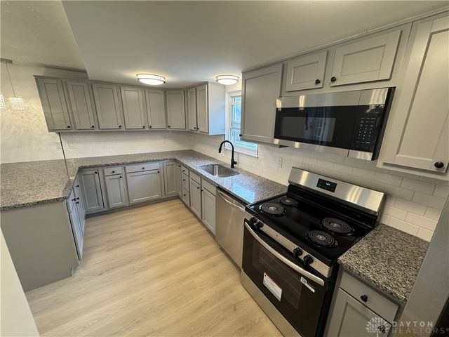 6078 Fourth Avenue, Miamisburg, OH 45342