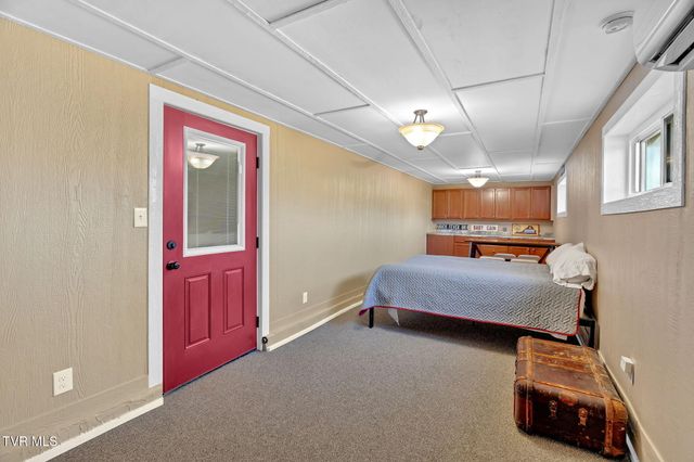 118 West Ellis Lane, Mount Carmel, TN 37645