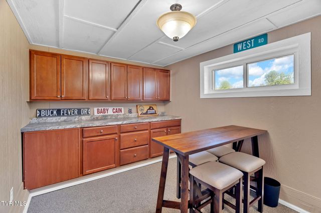 118 West Ellis Lane, Mount Carmel, TN 37645