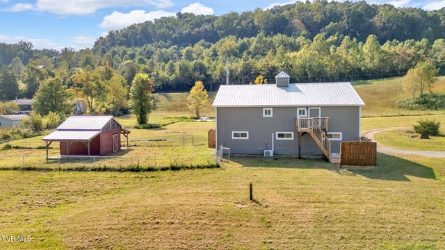 118 West Ellis Lane, Mount Carmel, TN 37645