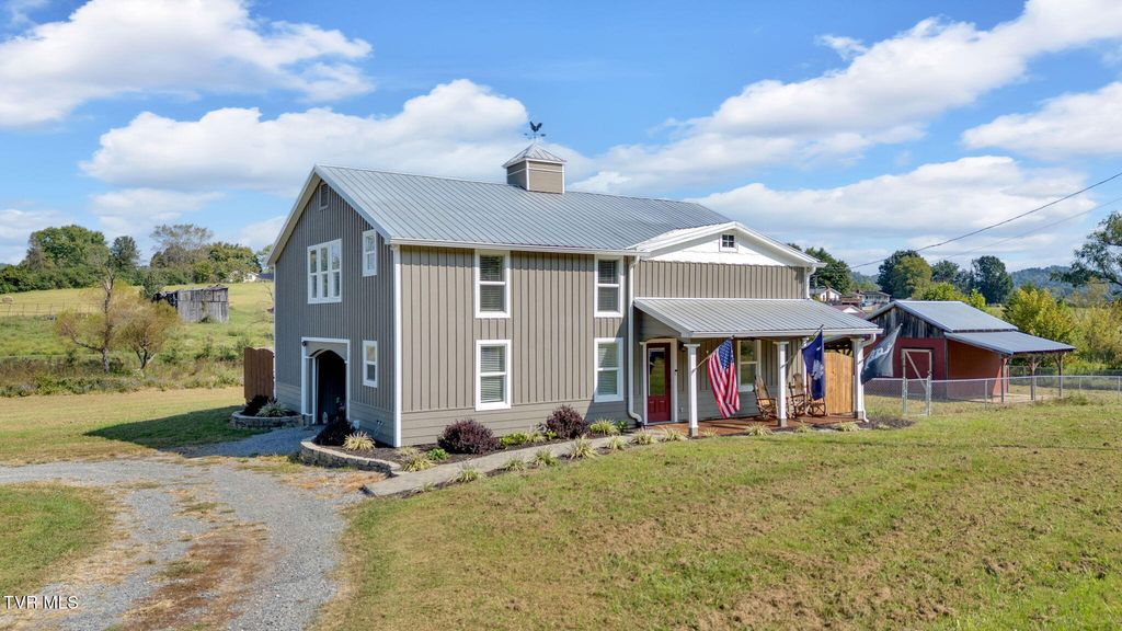 118 West Ellis Lane, Mount Carmel, TN 37645