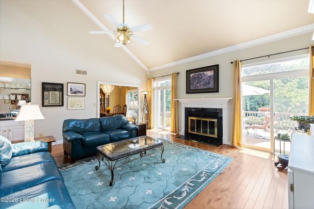 609 Berwyn Dr, Louisville, KY 40223