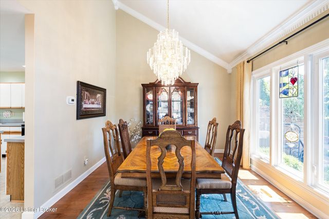 609 Berwyn Dr, Louisville, KY 40223