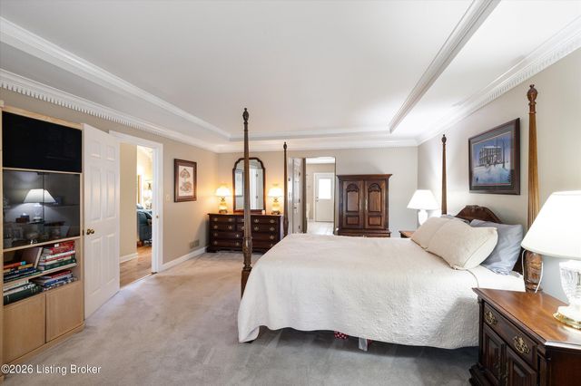 609 Berwyn Dr, Louisville, KY 40223