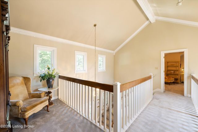 609 Berwyn Dr, Louisville, KY 40223
