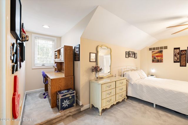 609 Berwyn Dr, Louisville, KY 40223
