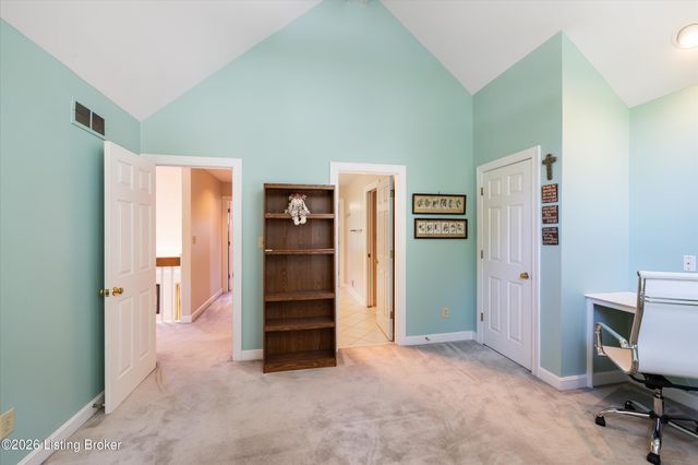 609 Berwyn Dr, Louisville, KY 40223