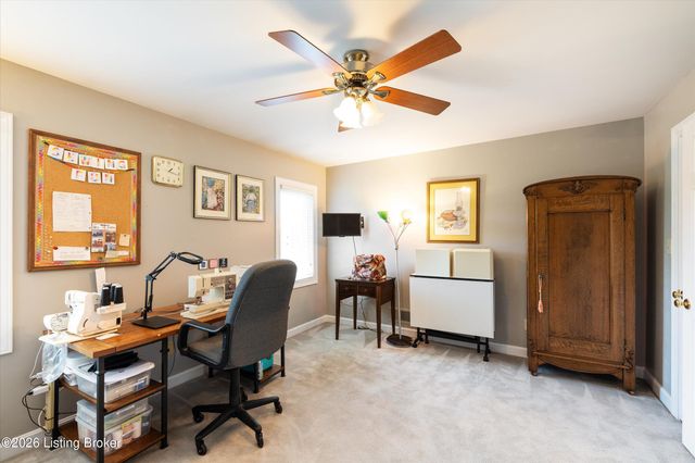 609 Berwyn Dr, Louisville, KY 40223