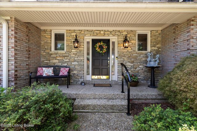 609 Berwyn Dr, Louisville, KY 40223