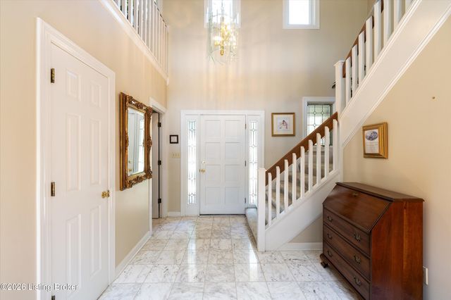 609 Berwyn Dr, Louisville, KY 40223