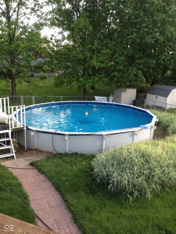 7620 Snowflake Drive, Indianapolis, IN 46227
