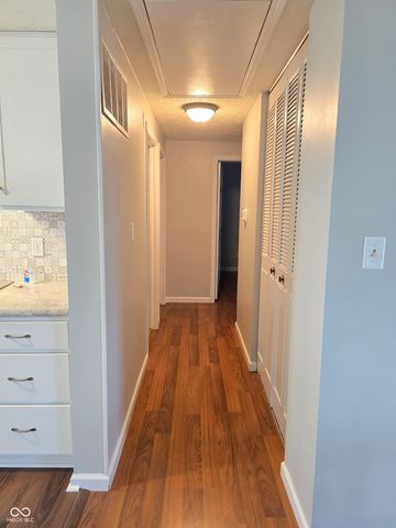 7620 Snowflake Drive, Indianapolis, IN 46227