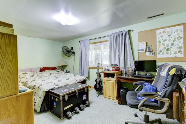 2765 Oak Knoll Lane, Stoughton, WI 53589