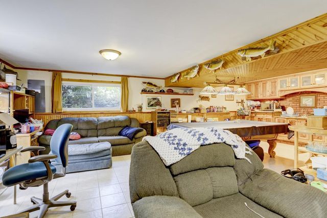 2765 Oak Knoll Lane, Stoughton, WI 53589