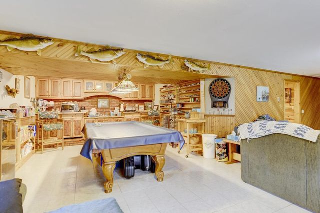 2765 Oak Knoll Lane, Stoughton, WI 53589