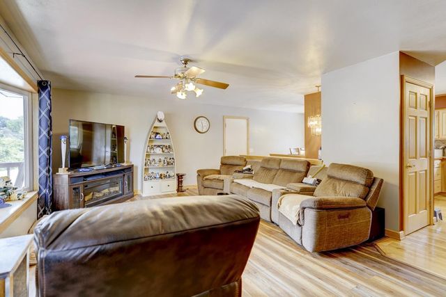 2765 Oak Knoll Lane, Stoughton, WI 53589