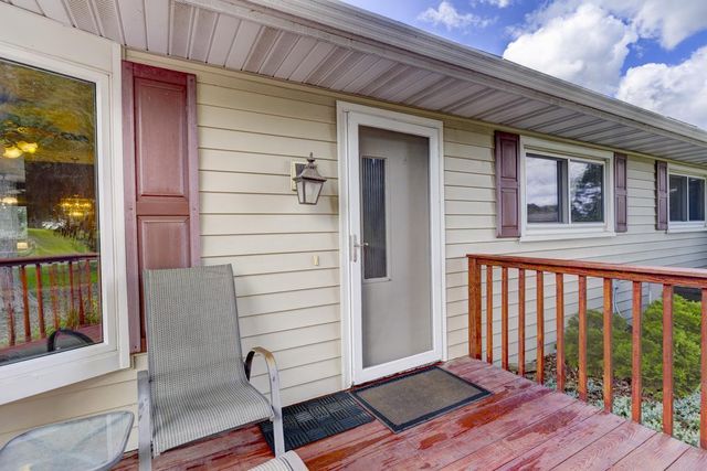 2765 Oak Knoll Lane, Stoughton, WI 53589