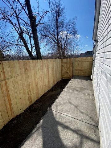 244 Warnock Street, Lexington, KY 40508