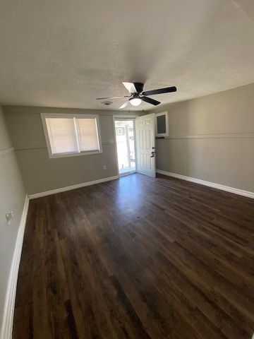 244 Warnock Street, Lexington, KY 40508