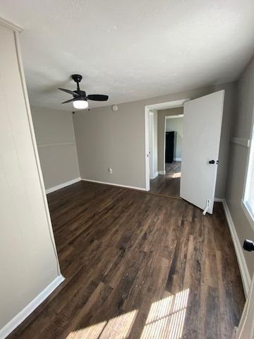 244 Warnock Street, Lexington, KY 40508