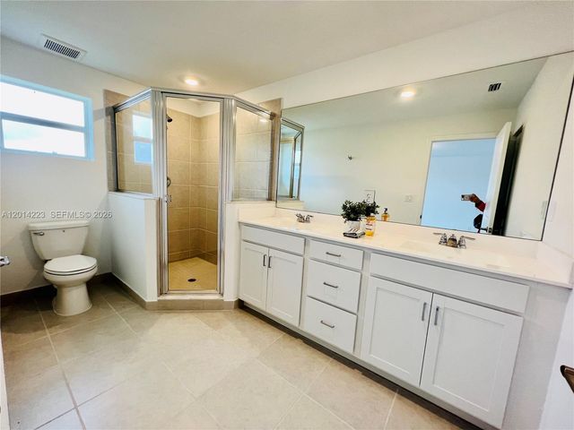 6923 Harbours Edge Ave, Lake Worth, FL 33467