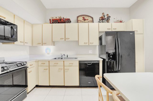 5106 Lake Catalina Drive A, Boca Raton, FL 33496