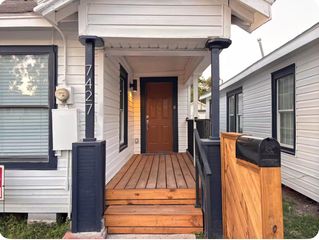 7427 Avenue H 1, Houston, TX 77011