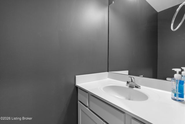 12015 Cascade Falls Trail, Louisville, KY 40229