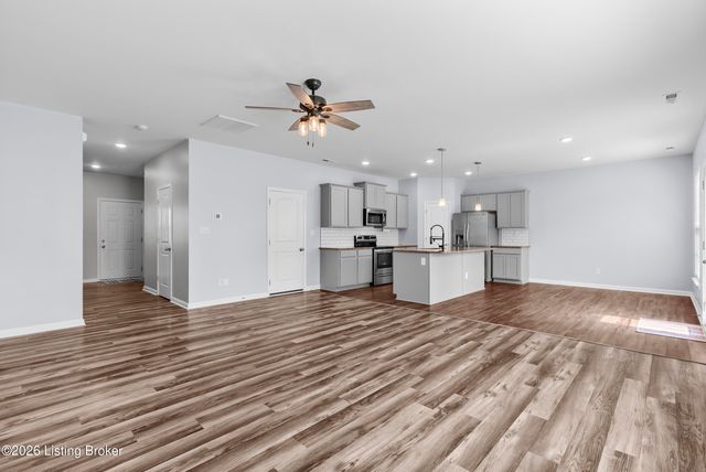 12015 Cascade Falls Trail, Louisville, KY 40229