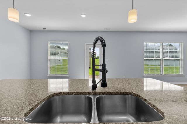 12015 Cascade Falls Trail, Louisville, KY 40229