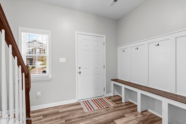 12015 Cascade Falls Trail, Louisville, KY 40229