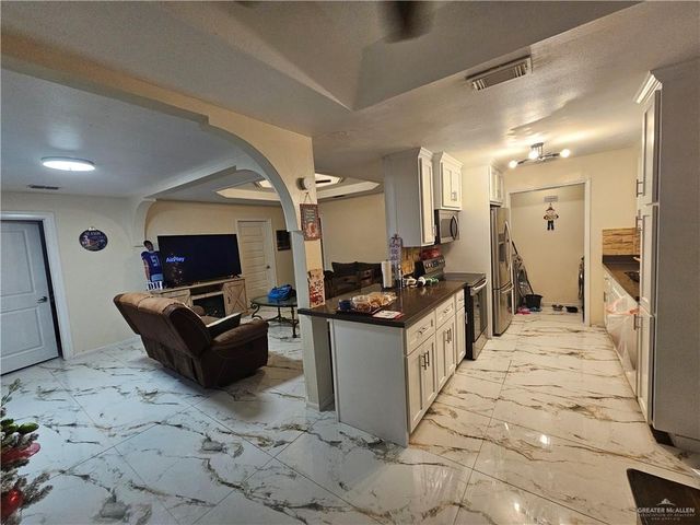 217 N Beto Garcia Drive, Weslaco, TX 78599