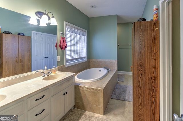 1920 Chatsworth Court, Statesboro, GA 30461