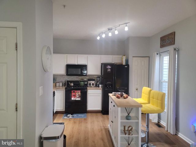 37 GUNFALLS GARTH, Baltimore, MD 21236