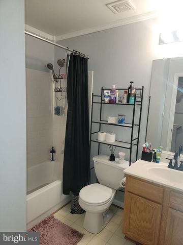 37 GUNFALLS GARTH, Baltimore, MD 21236