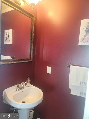 37 GUNFALLS GARTH, Baltimore, MD 21236