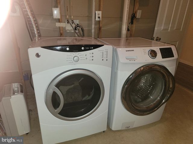 37 GUNFALLS GARTH, Baltimore, MD 21236