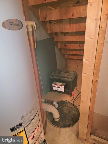 37 GUNFALLS GARTH, Baltimore, MD 21236