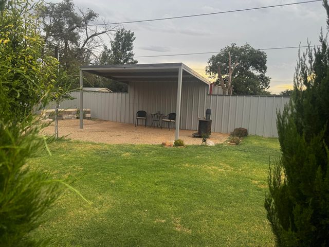 313 Pierce Street, Whiteface, TX 79379