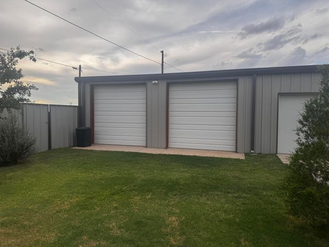 313 Pierce Street, Whiteface, TX 79379