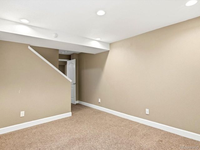 10059 Dillon Cir, Commerce City, CO 80022