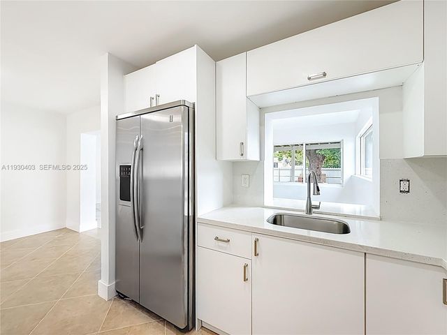 4008 Adams St, Hollywood, FL 33021