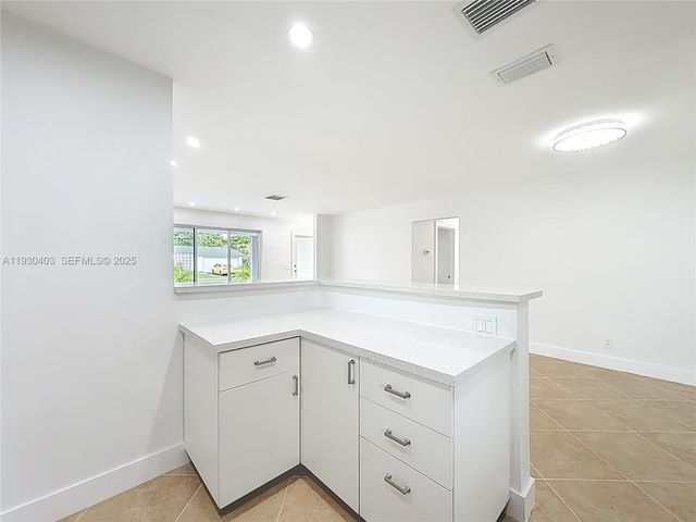 4008 Adams St, Hollywood, FL 33021