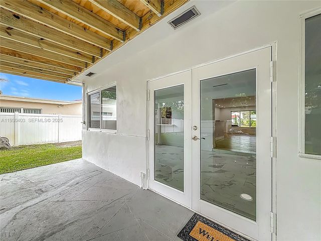 4008 Adams St, Hollywood, FL 33021