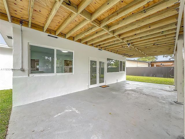 4008 Adams St, Hollywood, FL 33021