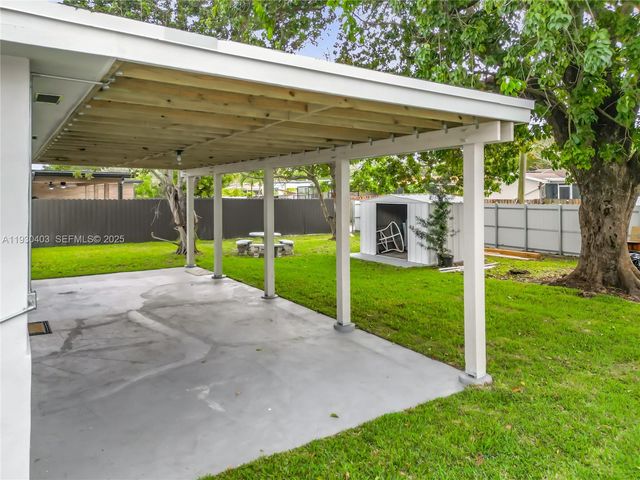 4008 Adams St, Hollywood, FL 33021