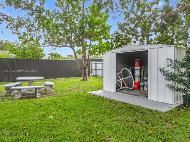 4008 Adams St, Hollywood, FL 33021