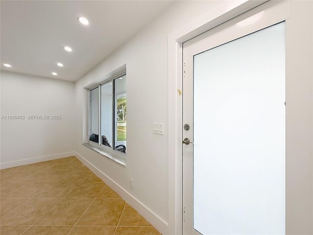 4008 Adams St, Hollywood, FL 33021